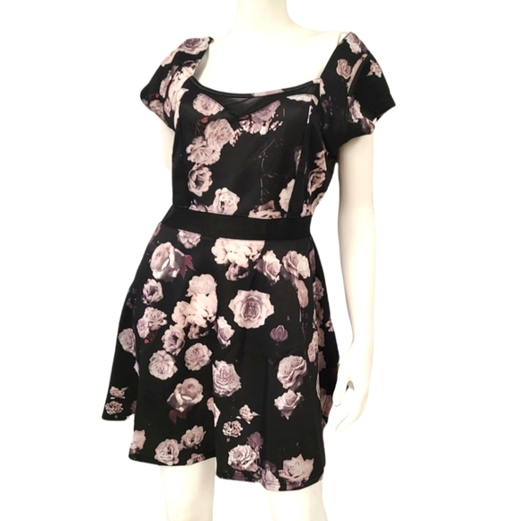 Sugar Kisses Black Plus Size Dress New with Tags - Picture 3 of 8